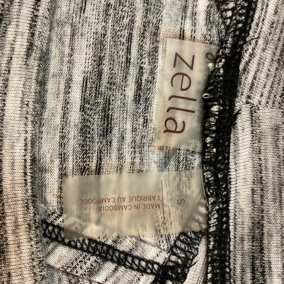 Zella Twist Back Cut Out Space Gray Long Sleeve Athleisure Top Size Small - Picture 5 of 12